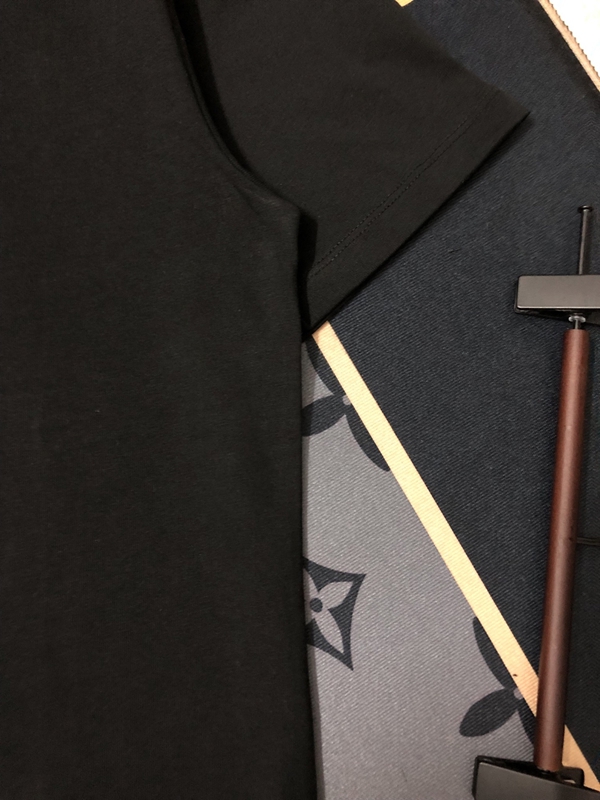 ブランドTシャツ細部ディテール